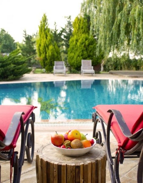outdoor-pool